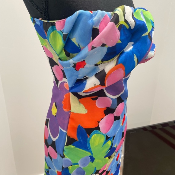 Floral Ruffle Dress NWT - Picture 3 of 5